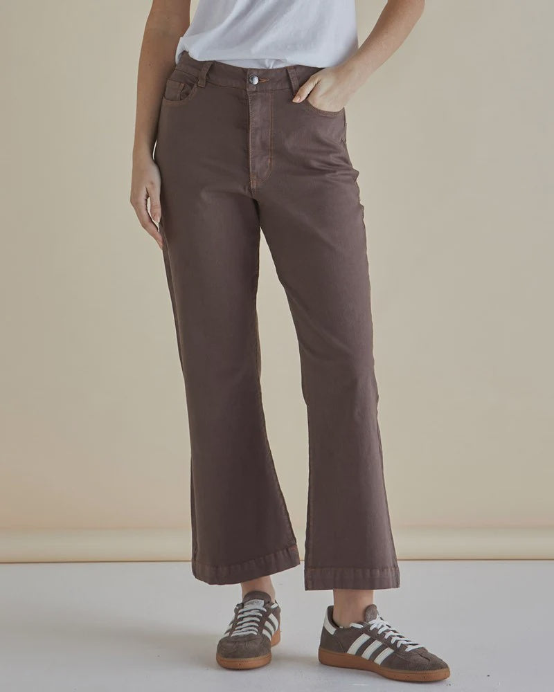 Betty Basics Fleur Bootleg Jean - Coco image 0
