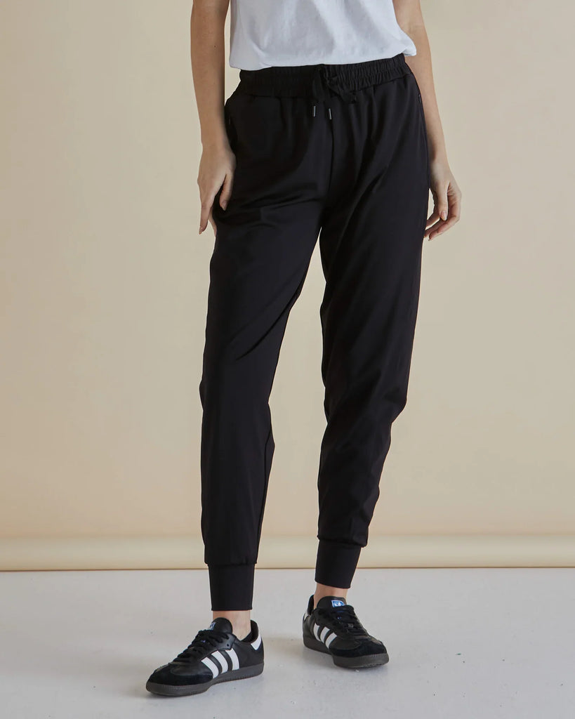 Betty Basics Cara Travel Jogger image 0